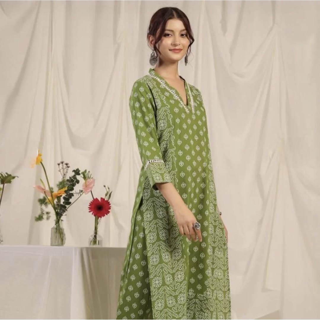 Women Ethnic Motifs Printed Regular Pure Cotton Kurta with Trousers